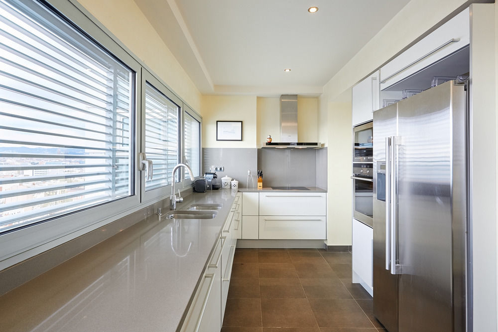 Urban District Apartments - Rambla Suites & Pool Barselona Dış mekan fotoğraf