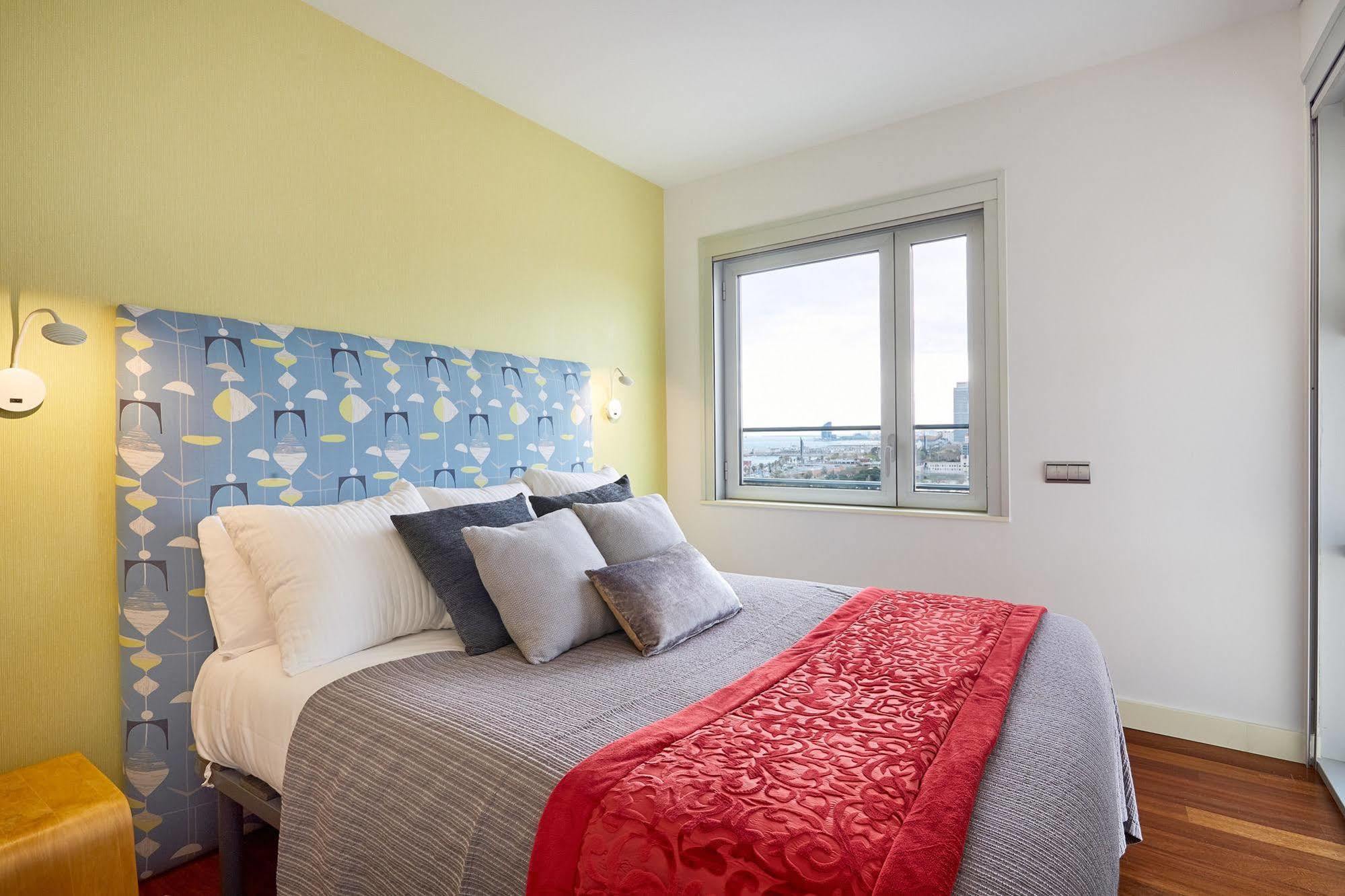Urban District Apartments - Rambla Suites & Pool Barselona Dış mekan fotoğraf
